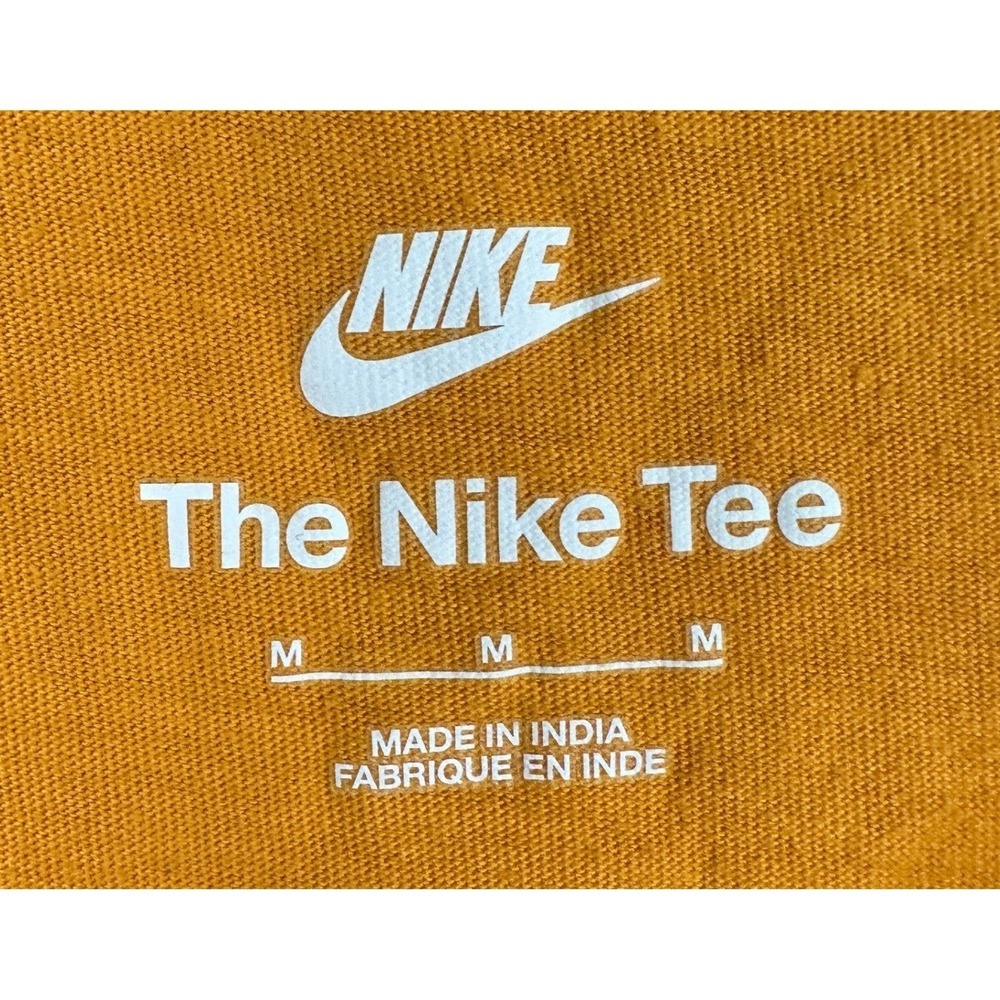 Nike T-Shirt Mens Medium Orange Futura‎ Logo Graphic Tee Crew Neck Short Sleeve - Picture 4 of 8